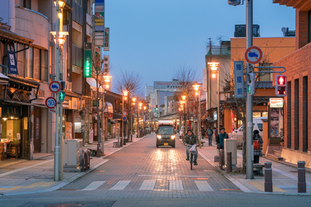 Takayama, Japan - February 21, 2016: Shopping street at Takayama town, Japanのeditorial素材