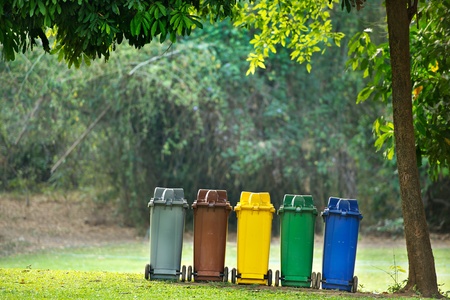 five colors recycle bins in  forestの写真素材