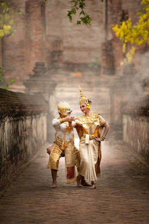 Khon, Is a classic Thai dance in a mask. This is Hanuman expressing his love to Miss. Suphan Matcha. An episode from the Ramayana The greatest Thai literature of Thailandの写真素材