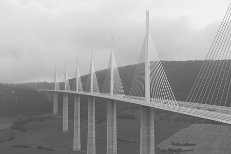 Suspended Highway Road, Millau Viaduct, Franceのeditorial素材