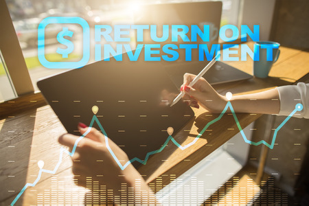 ROI, Return on investment business and technology concept. Virtual screen background.の写真素材