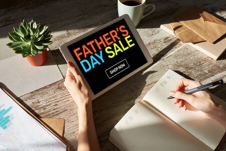 Fathers day sale banner on mobile device screen. Online shopping and digital marketing concept.の写真素材