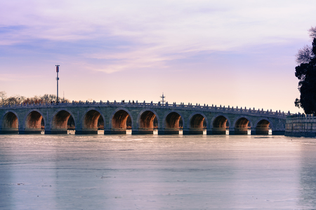seventeen arch bridge in Summer Palaceのeditorial素材