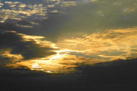 sunrise in the cloudsの写真素材