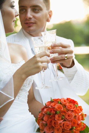 Bride and Groom smiling outdoors の写真素材