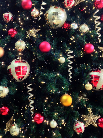 Christmas Tree Blinking With Lightsの素材