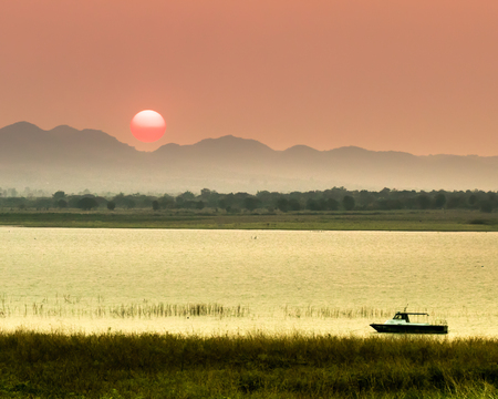 sun set view  lagoonの写真素材