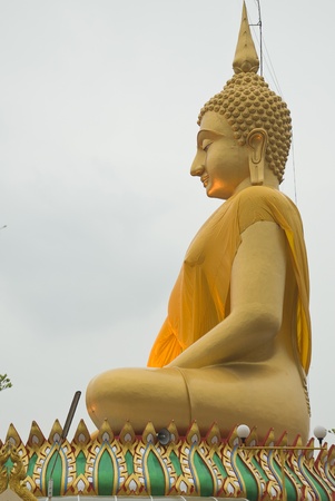 View of buddha statue gold color at Thailandの写真素材