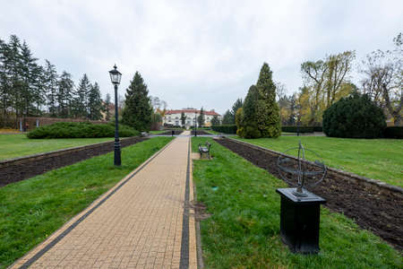 Ciechocinek, kujawsko-pomorskie / Poland - November, 17, 2020: A park in an autumn scenery in a small town. A place of relaxation for spa patients. Autumn season.のeditorial素材