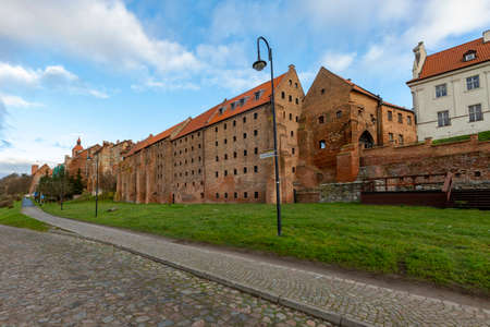 Grudziadz, Kuyavian-Pomeranian Voivodeship Poland - November, 27, 2020: Old tenement houses and historic buildings. A city on a large river in Central Europe. Autumn season.のeditorial素材