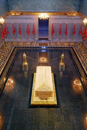 Interior of Mausoleum of Mohammed V, front of the Hassan Tower in Rabat, Morocco.のeditorial素材