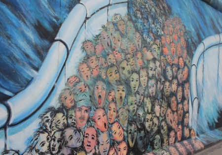 east side gallery of berlin wallのeditorial素材