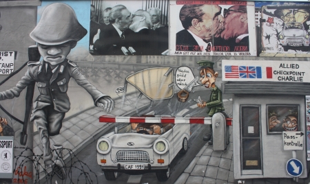 east side gallery of berlin wallのeditorial素材