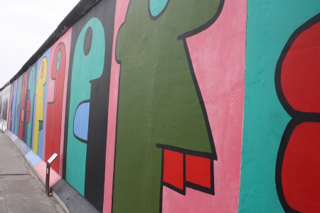 east side gallery wall of berlinのeditorial素材