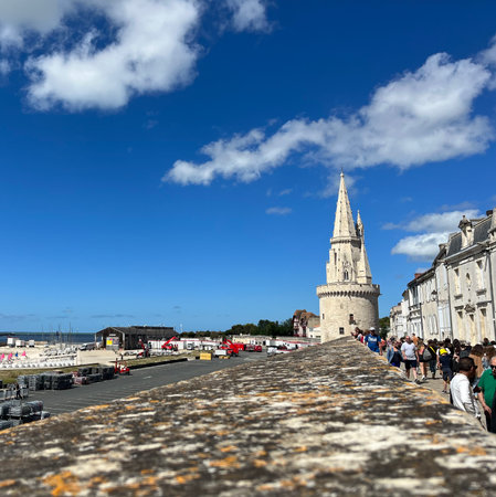 Tourists visiting the cityの写真素材