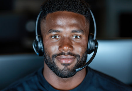 focused man with headphonesの素材