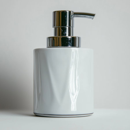 White ceramic soap dispenser with chrome pumpの素材