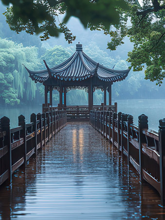 Wooden pavilion on the lake in the morning, Hangzhou, Chinaの素材