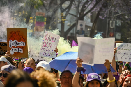 CuauhtÃ©moc, CDMX, Mexico - 03 08 2024: feminist march against woman violence for international women's day in Mexico Cityのeditorial素材