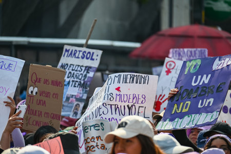 Cuauhtemoc, CDMX, Mexico - 03 08 2024 feminist march against woman violence for international women s day in Mexico Cityのeditorial素材