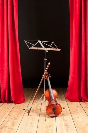 violin on stage theaterの写真素材
