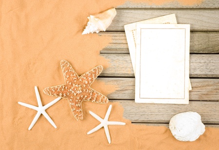 old blank cards in a beach backgroundの写真素材