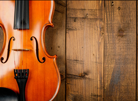 violin in wood backgroundの写真素材