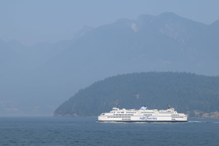 Ferry from Horseshoe Bayのeditorial素材