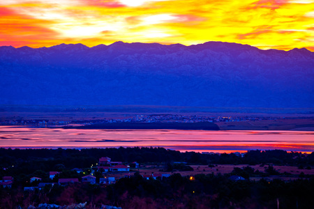 Vir and Pag islands at dawn, with Velebit mountain background, Dalmatia, Croatiaの写真素材