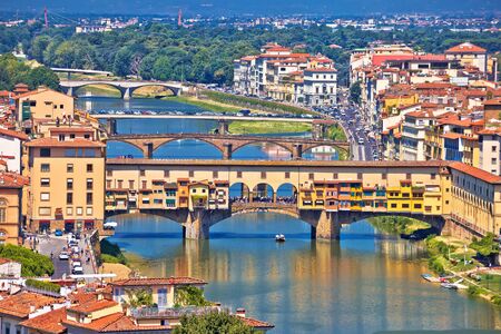 Florence city Arno river and ponte Vecchio aerial view, Tuscany region of Italy
の写真素材