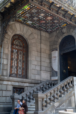 Mexico City, Mexico, May 07, 2023: People on National Museum of Art of Mexicoのeditorial素材