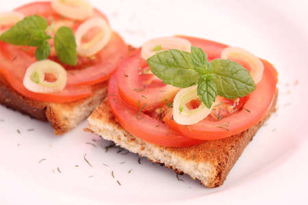 Bread with tomatoes