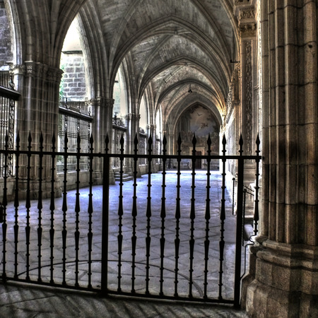 Cloister detail of the Cathedral of Santa Maria, Toledo (Spain)のeditorial素材