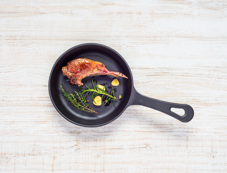Top View of Grilled Lamb Chop in Frying panの写真素材