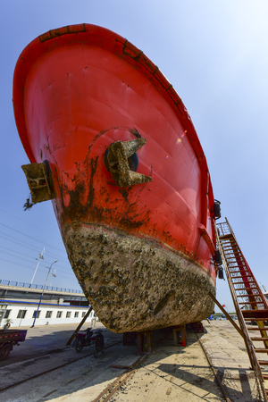 Ships for maintenance at shipyardsのeditorial素材