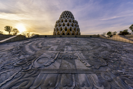 Tangshan City - November 7, 2018: Bodhi Island Buddhist Hall at sunset. Tangshan City, Hebei Province, Chinaのeditorial素材