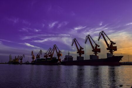 Heavy Loader Working in a Harbourの写真素材