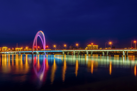 Liaoning Jinzhou Yunfei Bridge at nightのeditorial素材