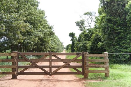 Rural gate of wood on brazilian farm, northwest of Parana State.の写真素材