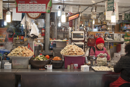 SEOUL, SOUTH KOREA 24 JANUARY 2019: Food Stall at Gwangjiang Market, South Korea.The Best places to experience traditional Korean street foodのeditorial素材