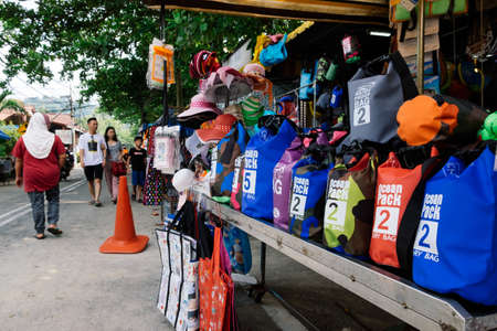 PANGKOR ISLAND, MALAYSIA - MARCH 15, 2020:The edge shopping stalls located on the sidewalk of Nipah Bay Pangkor Islandのeditorial素材