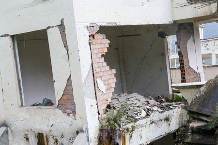 ruins house