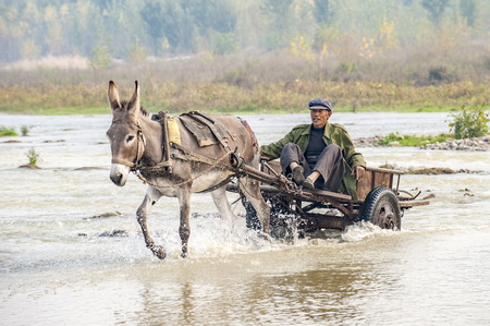 China qix luanhe river sceneryのeditorial素材