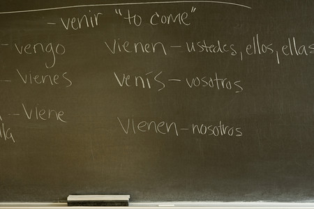Spanish text written on a blackboardの写真素材