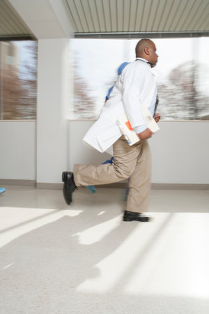 Doctors in hallwayの写真素材
