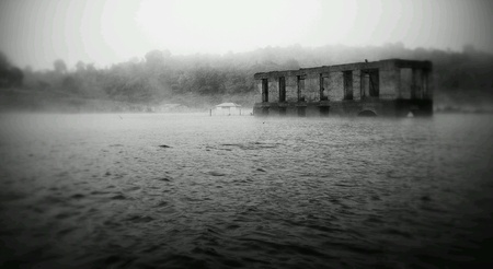 Church downing riverの素材