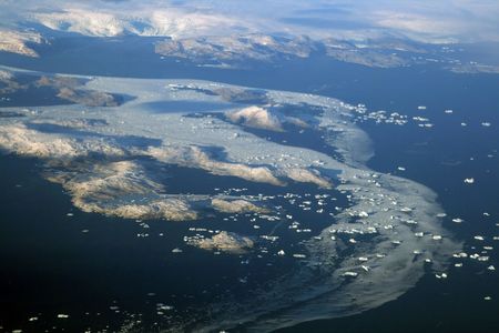 icebergs on iceland coast lineの写真素材