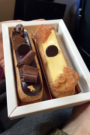 Set of two cakes (black milk and black chocolate), very tasty and appetizing. Designed sweeties....