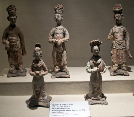 ancient old figurinesのeditorial素材