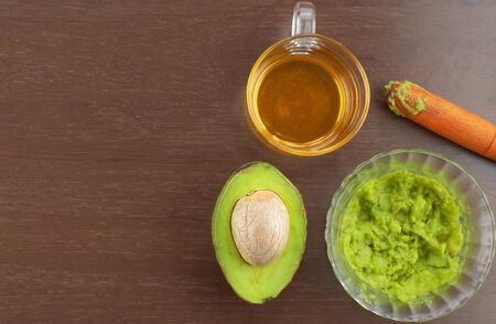 ingredients preparation for home spa such as honey 1/4 tea spoon, avocado crushed 1/2 of glass bowl , blend them together after that masking it on your face for 20 minutes. this recipe will refreshing you skin and smooth.
の写真素材